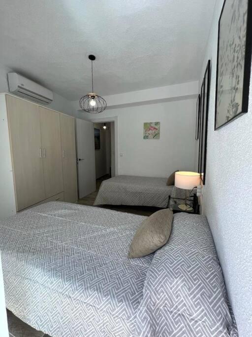 Appartement Apartamento céntrico y en primera línea de playa à Benidorm Extérieur photo