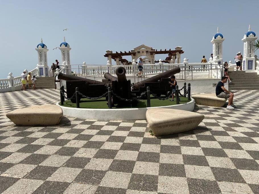 Appartement Apartamento céntrico y en primera línea de playa à Benidorm Extérieur photo