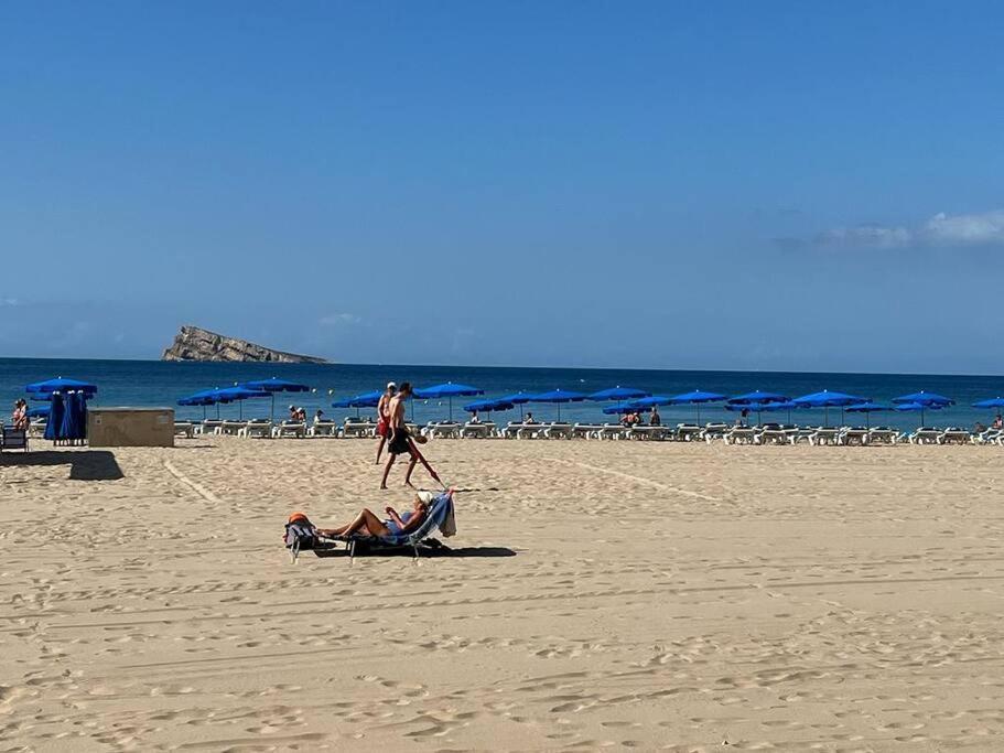 Appartement Apartamento céntrico y en primera línea de playa à Benidorm Extérieur photo